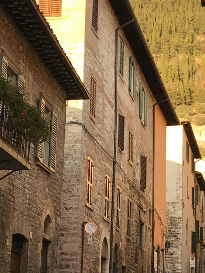 Appartement Mamihouse à Gubbio Extérieur photo